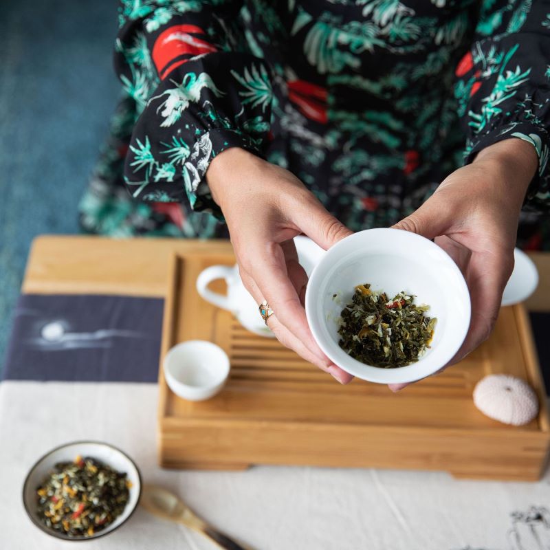 Understanding Caffeine in Tea