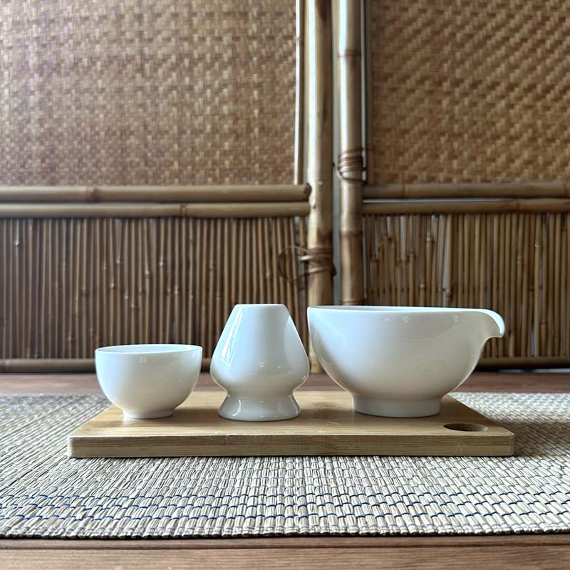 Matcha Tea Ware - Bowl with Pouring Spout, Stand & Cup