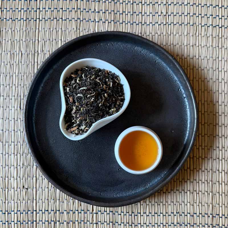 Chocolate Chai – lifestyle photo