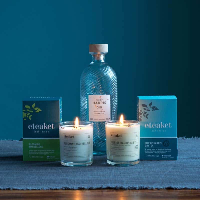 Blooming Marvellous Candle – lifestyle photo