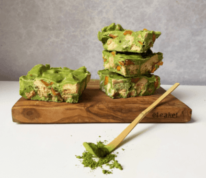 Nutty Mango & Matcha Fridge Cake