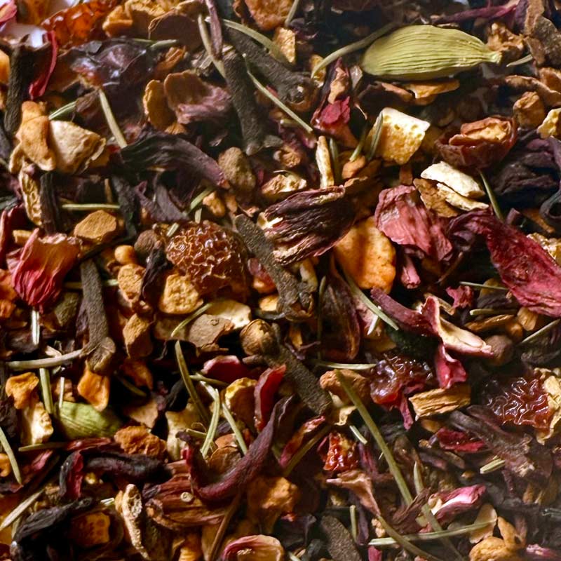 Tea Christmas Cracker – loose leaf close-up