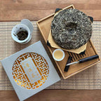 White Pu'erh Beeng Cha in Gift Box (400g)