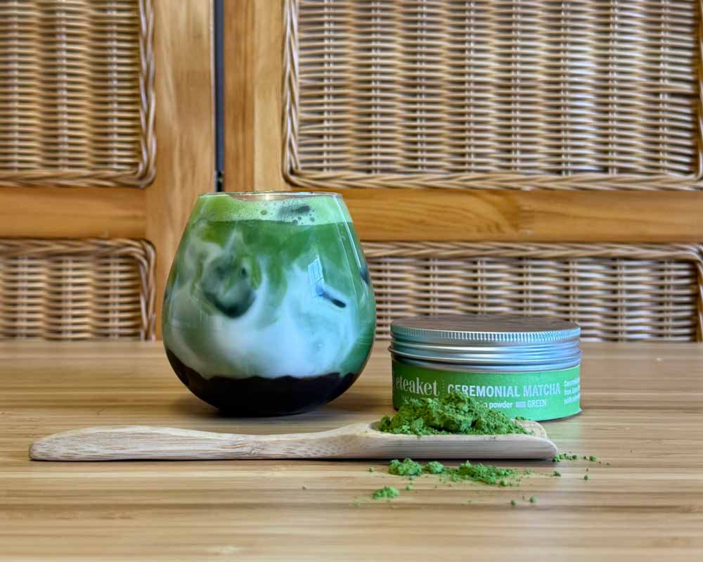 Black-Sesame-Matcha-Latte